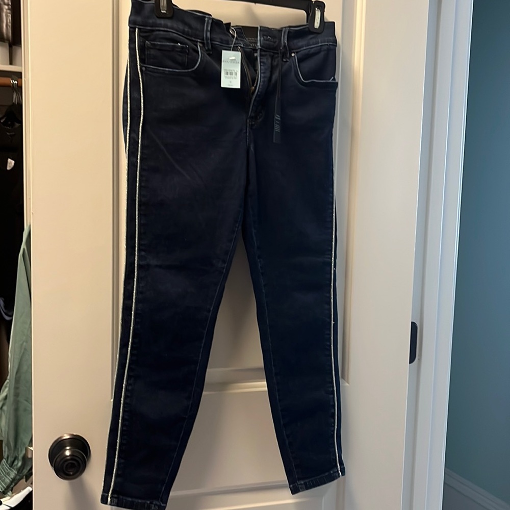 Ann Taylor mid rise skinny Jean, 6P